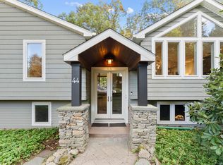 44 Echo Ln, South Glastonbury, CT 06073