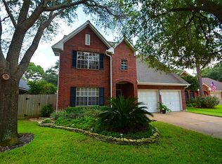 7710 Hidden Oaks Ln, Houston, TX 77095