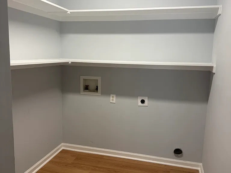 908 Northwood Hills Ave — Photo 11