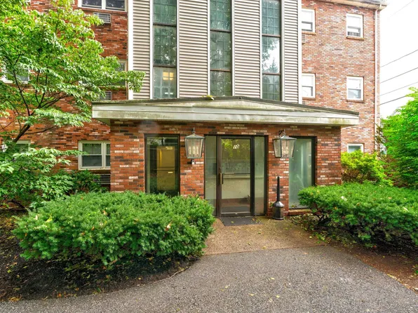 10 Beacon St APT 103, Woburn, MA 01801