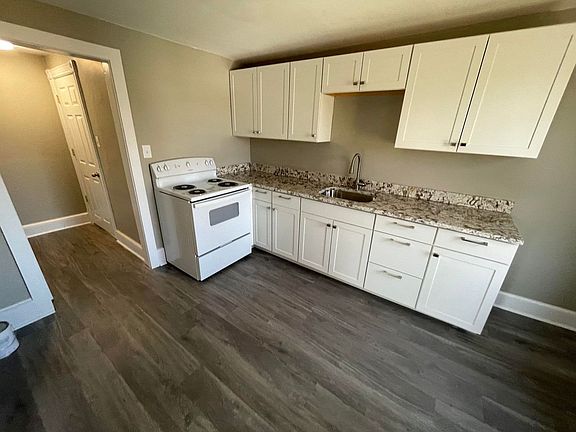 5th image of 280 Walnut St APT 4
