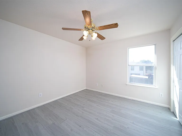 12934 Kingston Point Ln — Photo 18