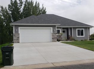 136 Hawaii St SE, Lonsdale, MN 55046
