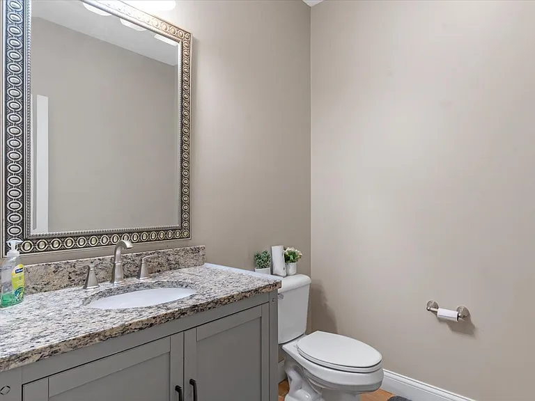 2320 Chatham Rd #1 — Photo 30