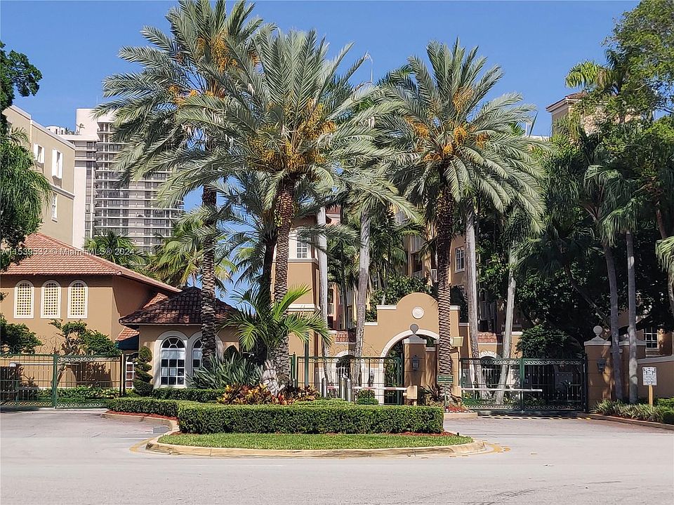 1st image of 19999 E Country Club Dr #1508