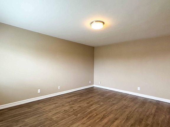 2nd image of 3719 Marlborough Ave APT 6