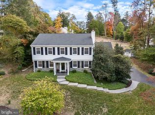 360 N Feathering Ln, Media, PA 19063