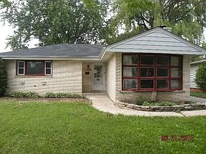 950 Judge Ave photo 1