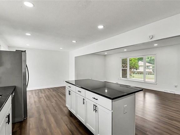 5th image of 2508 NW 86th St