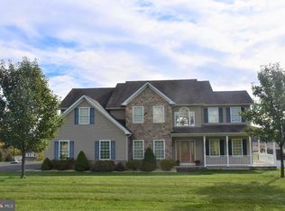 152 Rolling View Dr, Schuylkill Haven, PA 17972