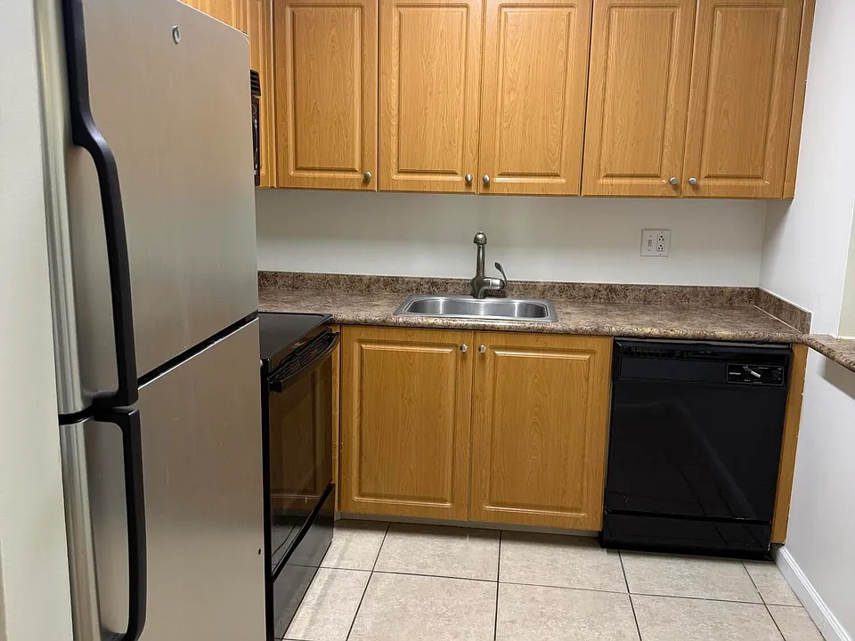 255 S Cypress Rd #339