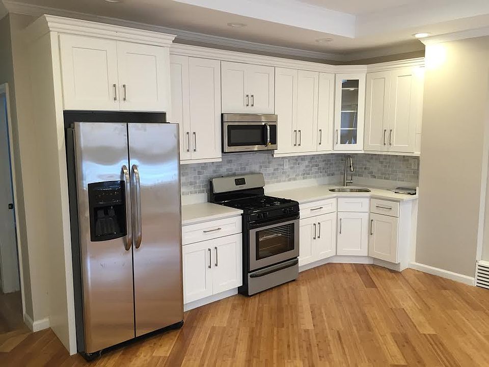 1st image of 90-31 80th St
