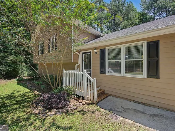 558 Peeples Valley Rd NE, Cartersville, GA 30121