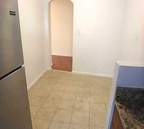 5th image of 8836 Elmhurst Ave #2/C