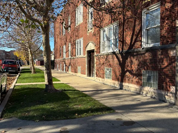 6418 W Palmer St APT 1E, Elmwood Park, IL 60707