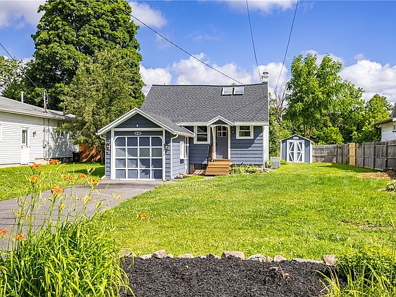 2nd image of 242 River Meadow Dr