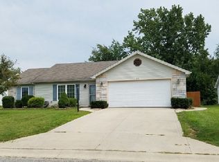 614 Seville Ct, Ligonier, IN 46767