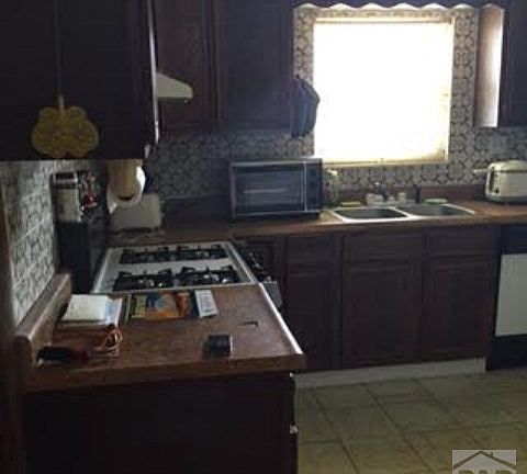 4th image of 423 Nebraska St