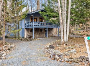1886 Stag Run, Pocono Lake, PA 18347