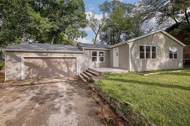 1st image of 10243 S 86th Ct