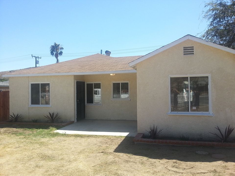 1st image of 1493 W Kendall Dr