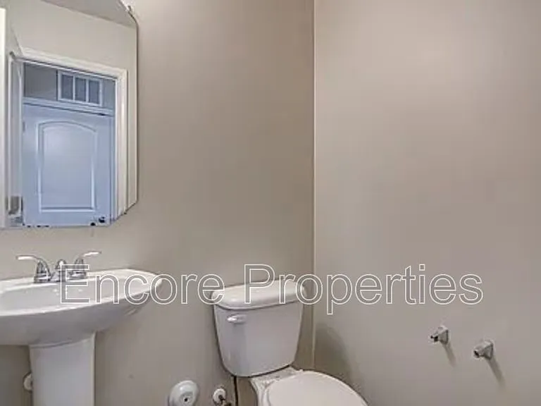 4293 Youngstown Dr — Photo 13