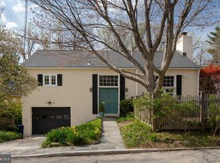 121 Hilltop Rd, Philadelphia, PA 19118