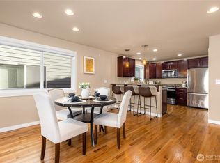 932 N 96th St, Seattle, WA 98103