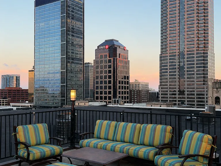 350 N Meridian St #208 — Photo 1