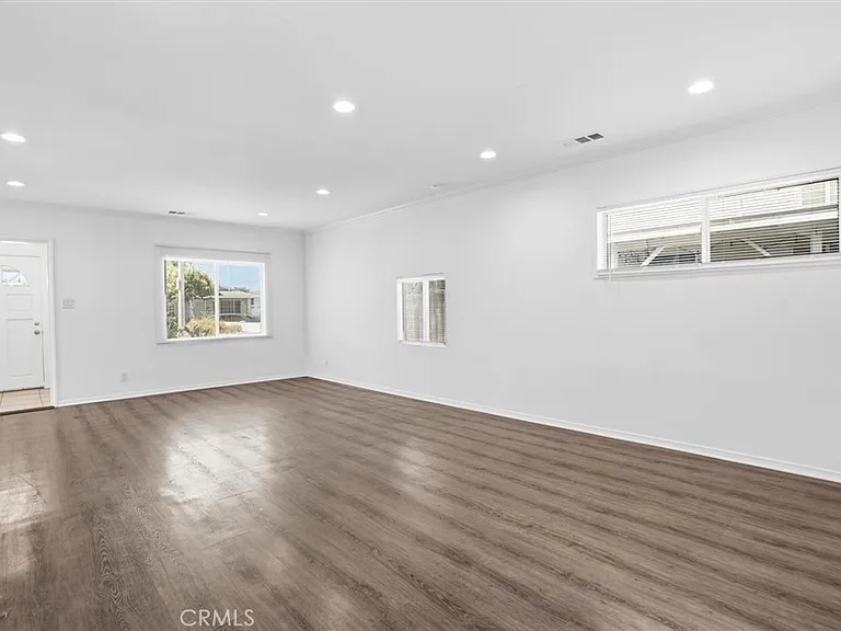 5117 W 133rd St — Photo 14