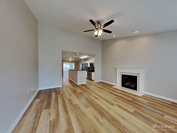 3rd image of 2031 Wexford Way
