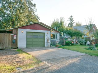 404 W 5th St, Newberg, OR 97132