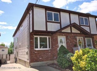 988 Rensselaer Ave, Staten Island, NY 10309