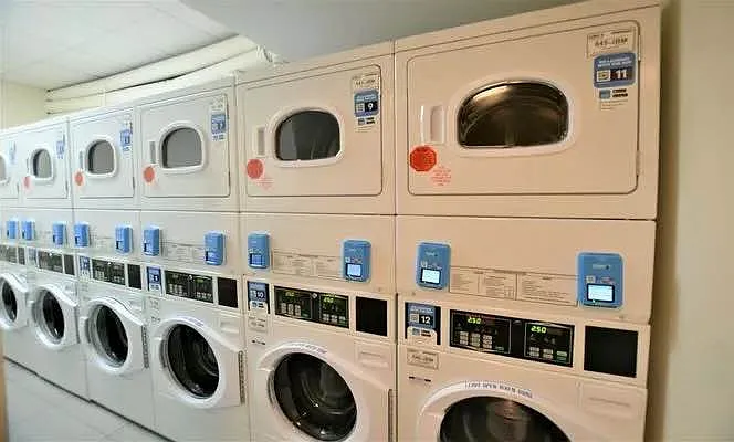 Rented by Manhattan Realty Group | media 14