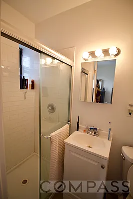 Rented by Compass | media 41