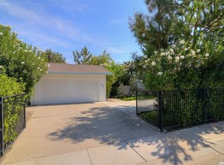 1304 Topaz Way, Sacramento, CA 95864