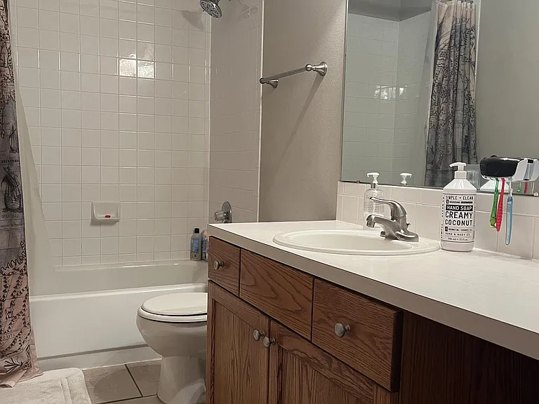 2032 Prairie View Ct — Photo 33
