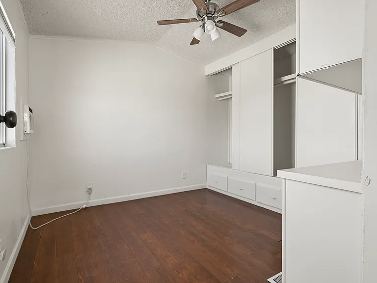 9612 S Nogales Hwy #3 — Photo 5