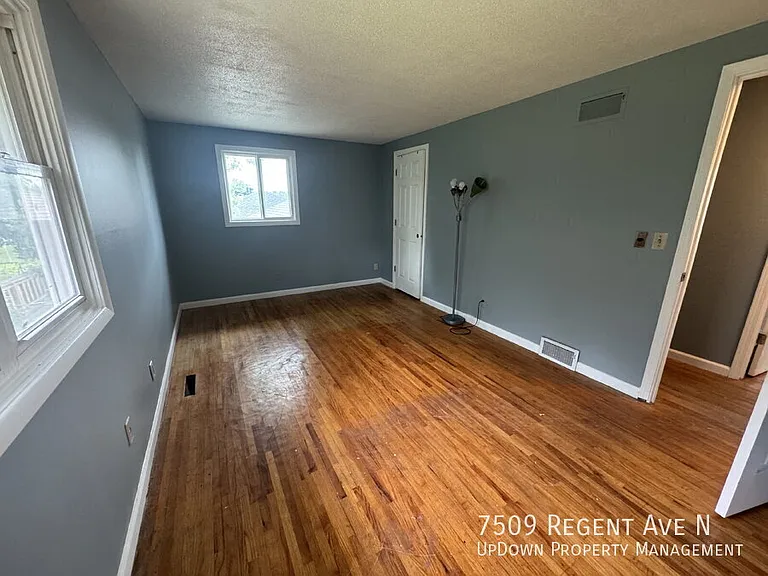 7509 Regent Ave N — Photo 14