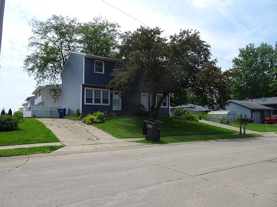 1st image of 1705 W 55th St