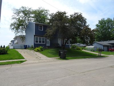 1705 W 55th St, Davenport, IA, 52806