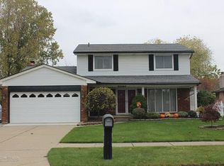 32080 Sherwood, Fraser, MI