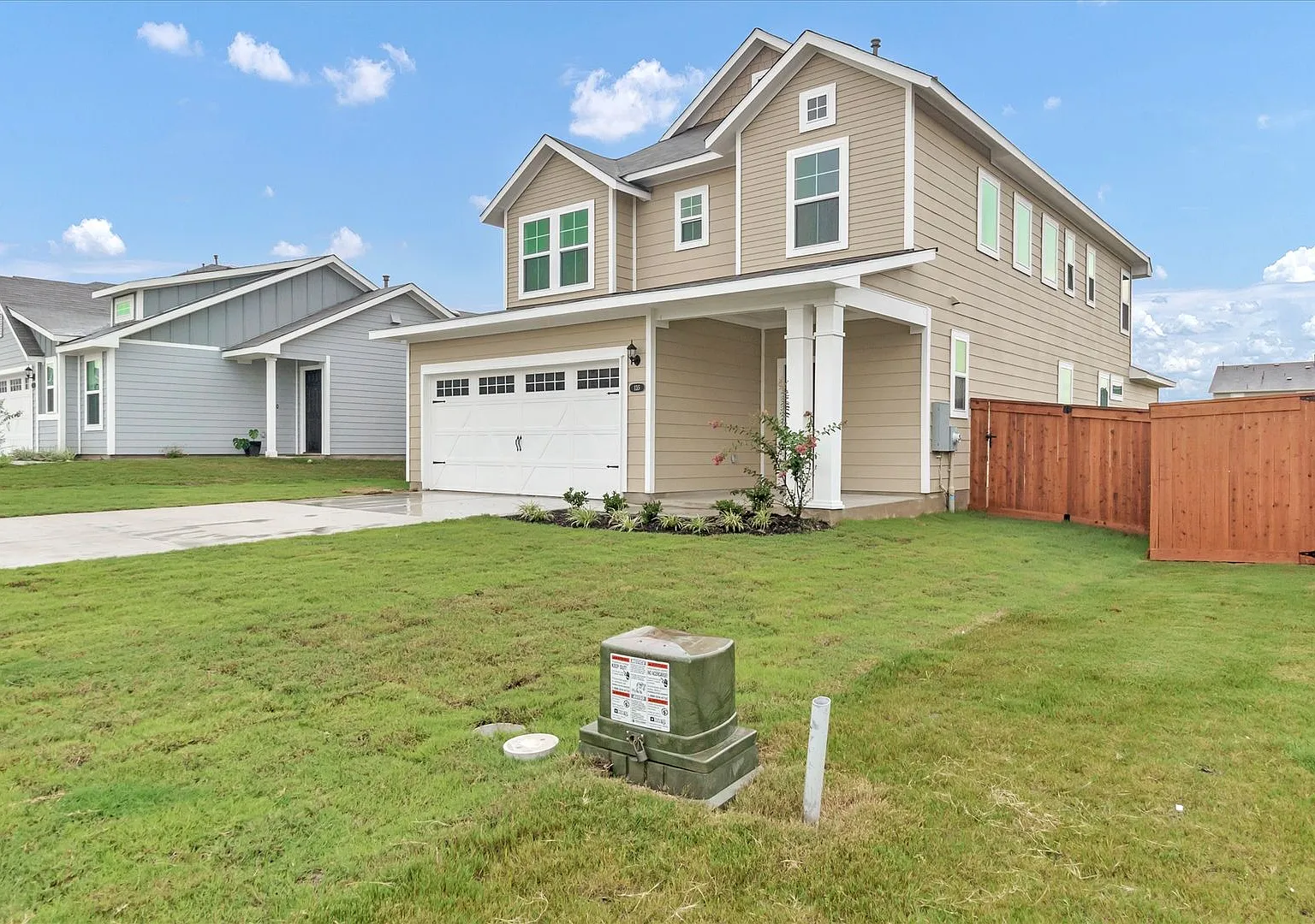 135 Lyndon Dr, San Marcos, Texas 78666 — Photo 3