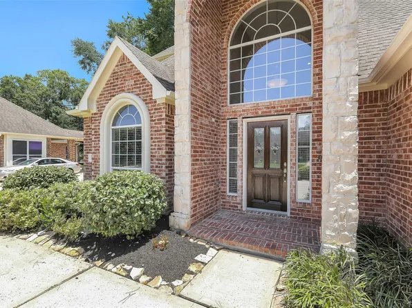 14906 Windsor Mnr, Houston, TX 77069