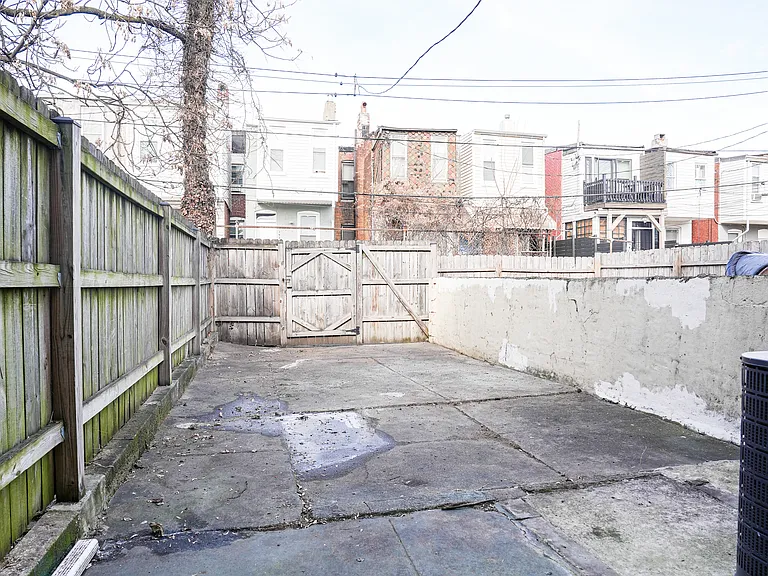 W Fairmount Ave — Photo 16