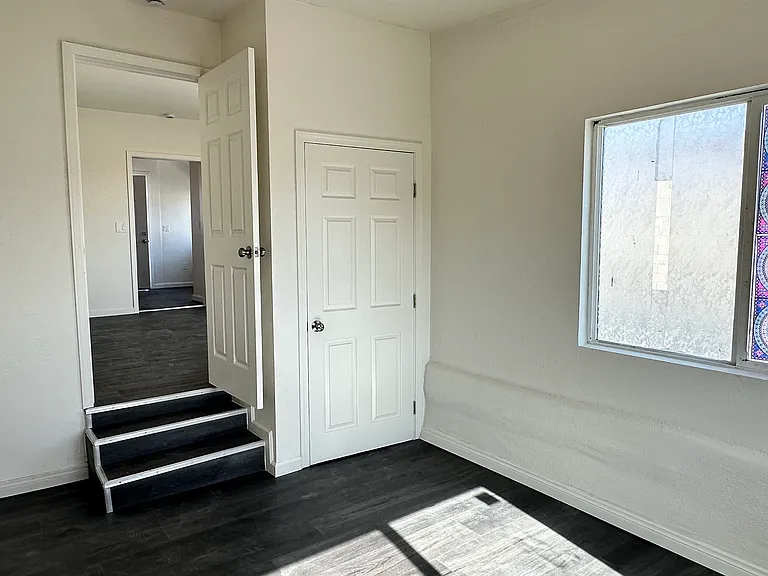 3636 1/2 University Ave — Photo 4