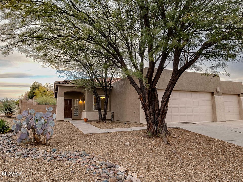 1st image of 3663 N Raven Wash Dr