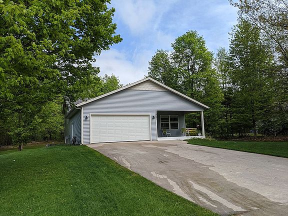 5th image of 6645 Windtree Ln