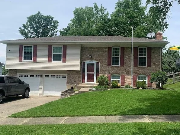 5040 Giles Ct, Cincinnati, OH 45238