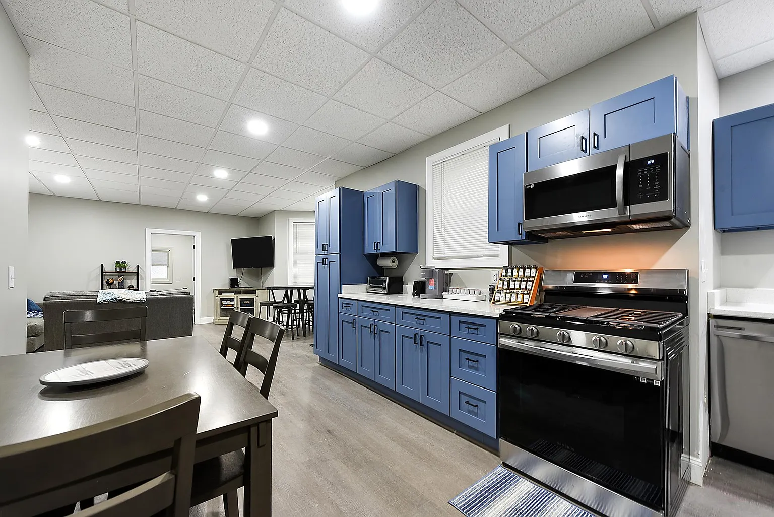 155 Labelle St APT 1 photo 1